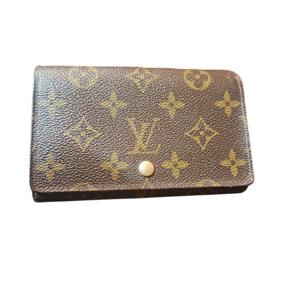 Louis Vuitton Handbags - Louis Vuitton Monogram Canvas Trifold Wallet Vintage Authentic - Made in France